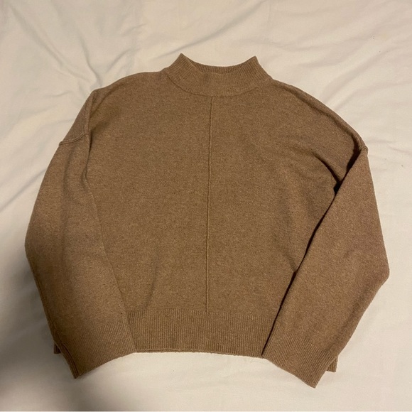 Mock neck sweater - Picture 1 of 3